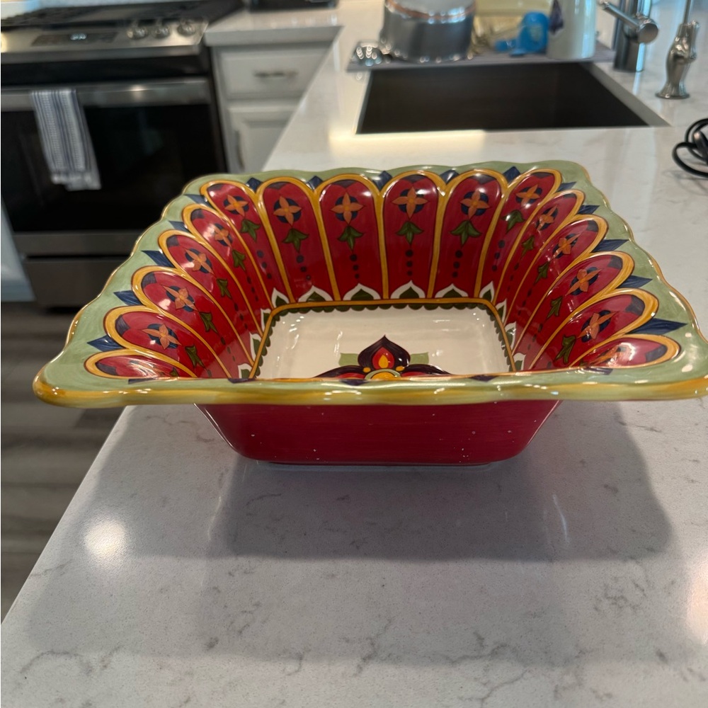 Decorative bowl